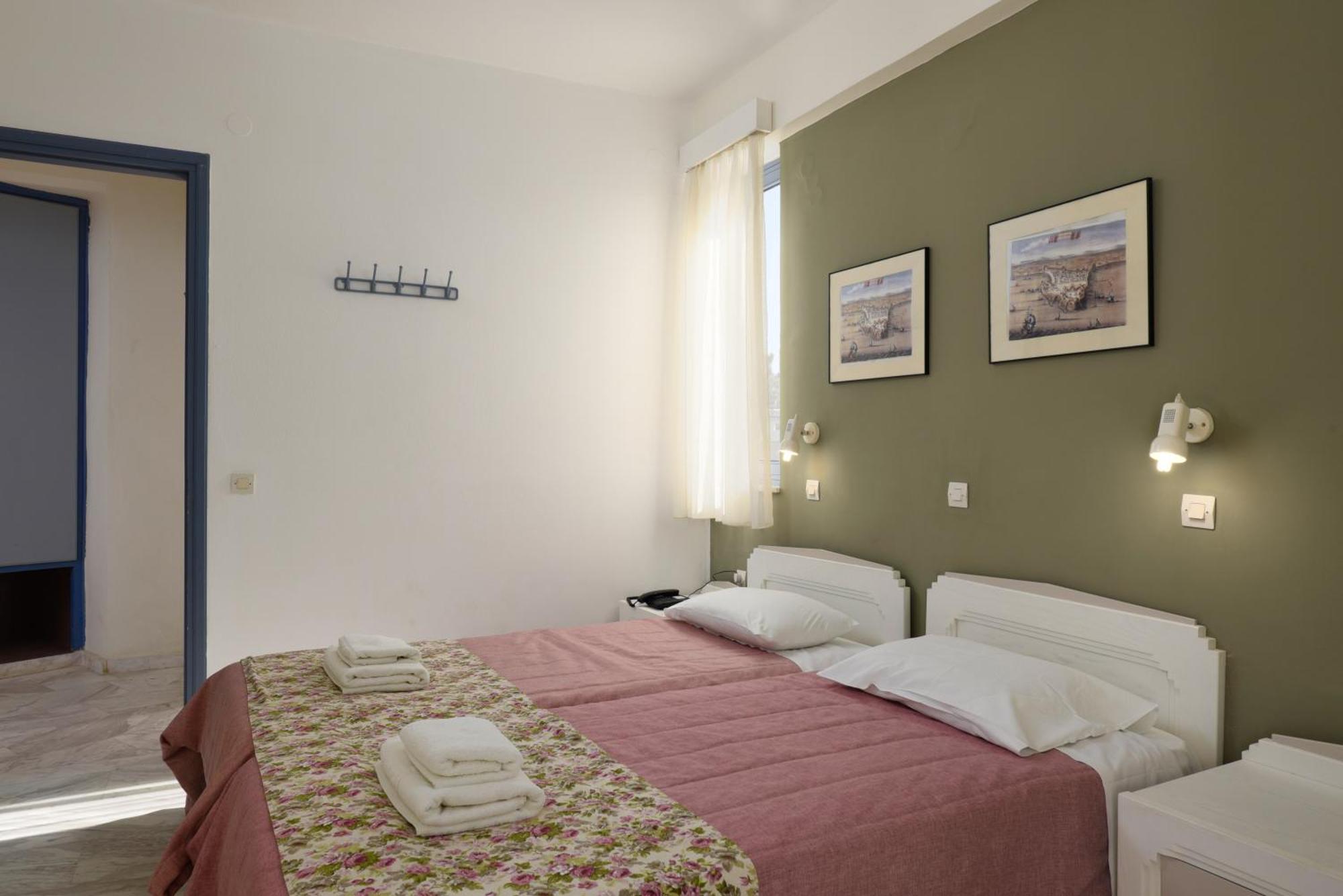 Ariadne Hotel Platanes  Room photo